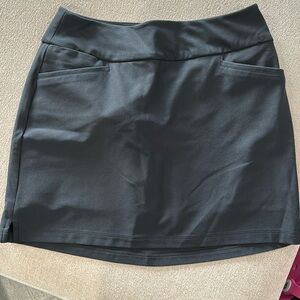 Adidas womens golf/tennis skirt. Brand new